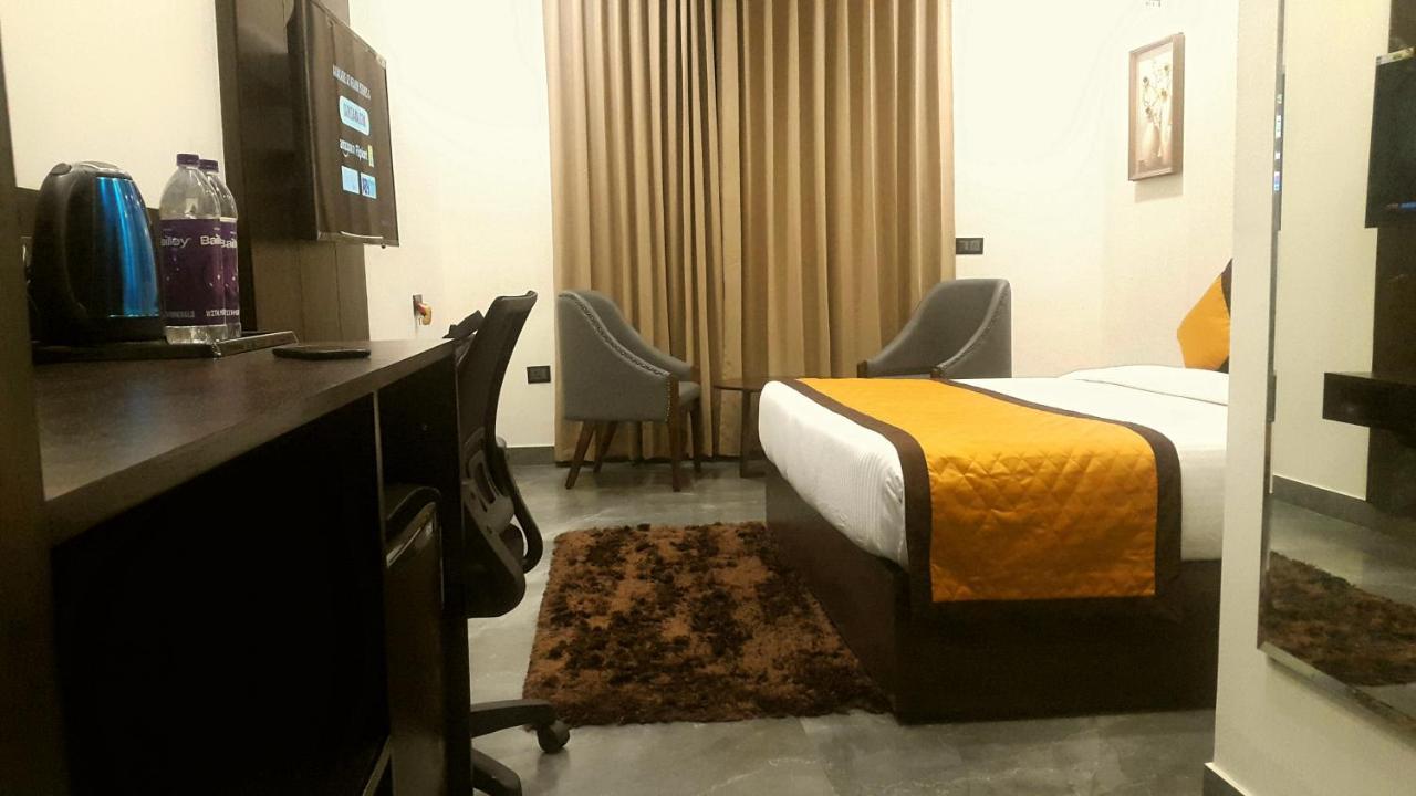Hotel Aksh Inn Jaipur Extérieur photo